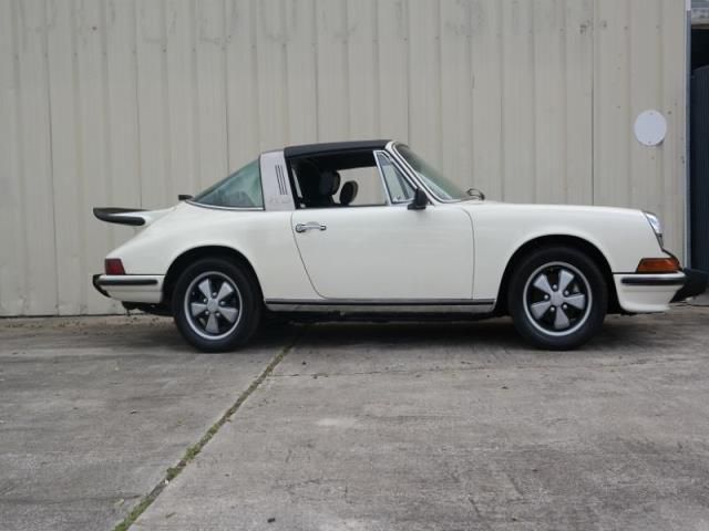 Porsche 911 t targa