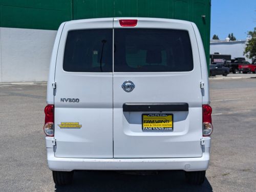 2018 nissan nv200 sv cargo mini van