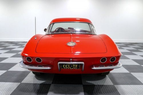 1961 chevrolet corvette