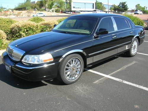 Arizona 2004 lincoln town car signature sedan 4-door 4.6l - low reserve !!!