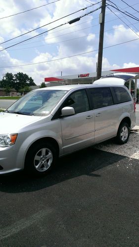 2012 dodge grand caravan mobility conversion