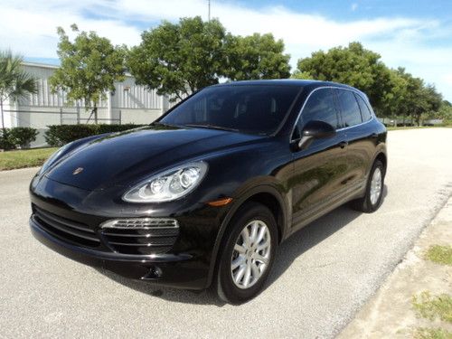 2012 porsche cayenne