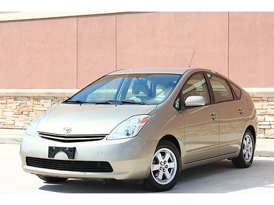 2004 toyota prius ~hybrird~51mpg~serviced up to date~nice~