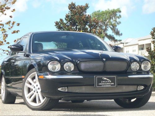 Xjr, midnight/charcoal, nav,alcantera,adaptive cruise,19&#039;&#039; beautiful fast luxury