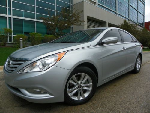 2013 hyundai sonata gls - heated seats, rear spoiler, alloy rims !