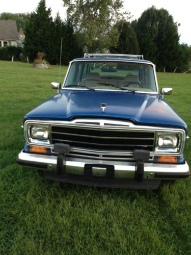 1990 jeep grand wagoneer base sport utility 4-door 5.9l