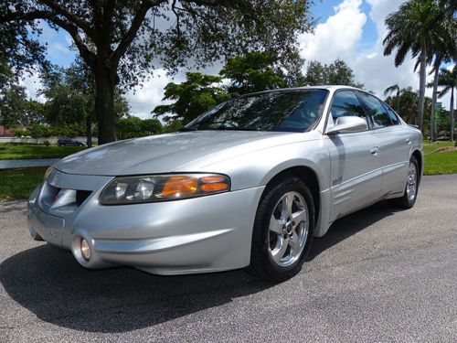 Very nice 2003 bonneville ssei - moonroof, chrome rims - no reserve