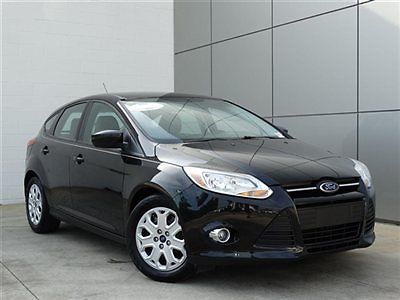 5dr hb se low miles 4 dr hatchback automatic 2.0l gdi i4 flex fuel black