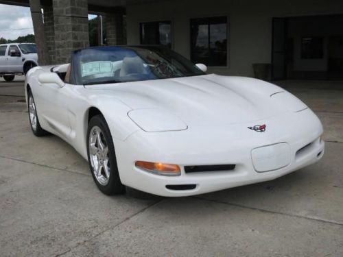 2001 chevrolet corvette base