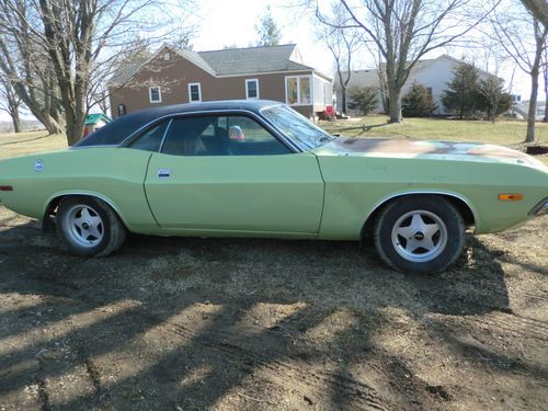 1973 dodge challenger rare lite green under hood fire great project car