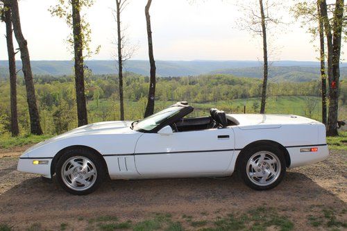 1990 corvette convertable