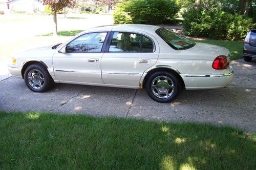 2002 lincoln continental 4-dr sedan, 4.6l, 100k miles, good condition