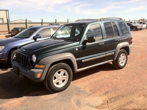 2005 jeep liberty sport sport utility 4-door 2.8l