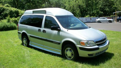 Wheelchair handicap van