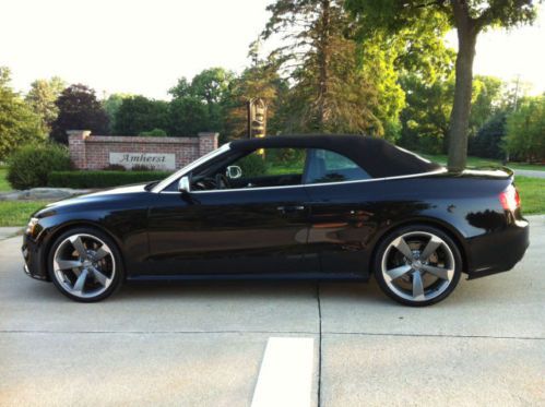 Audi rs5 convertible only 750 miles phantom black original owner