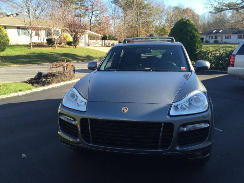 2009 porsche cayenne gts