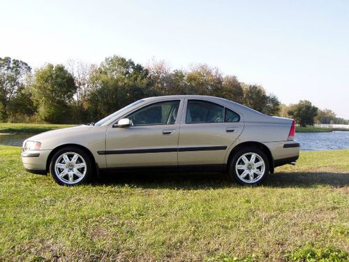 2004 volvo s60