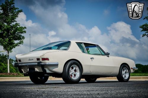 1983 studebaker avanti