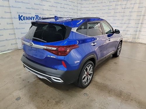 2021 kia seltos sx