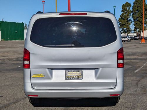 2016 mercedes-benz metris passenger mini van