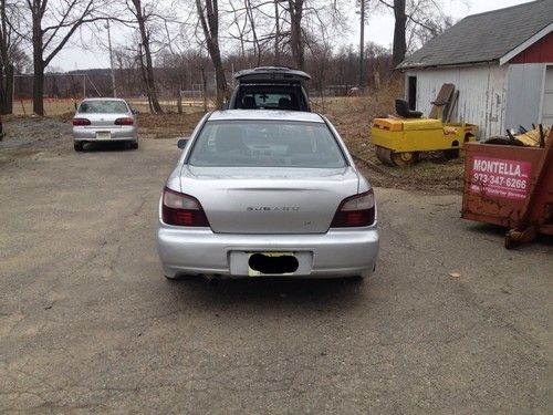 2002 subaru impreza rs sedan 4-door 2.5l - with sound system &amp; new timing belt