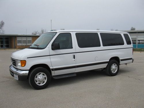 2007 ford e-350 super duty xlt extended passenger van 3-door 5.4l