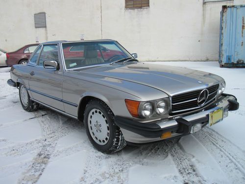 1989 mercedes-benz 560sl base convertible 2-door 5.6l no reserve