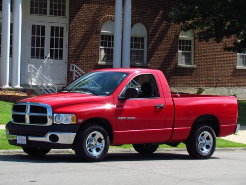 2004 dodge ram 1500 st standard cab pickup 2-door 5.7l