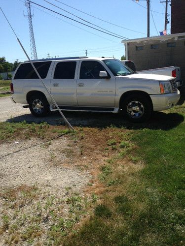 2004 cadillac escalade esv