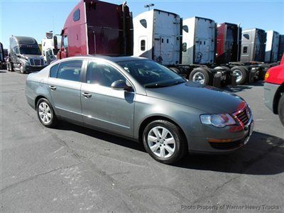 2006 volkswagen passat 2.0l 200hp gasoline turbo 6 speed transmission clean car