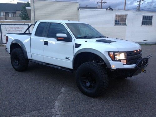 2010 ford f-150 svt raptor extended cab pickup 4-door 6.2l