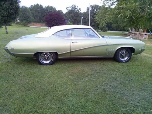 1969 buick skylark custom  2-door 5.7l