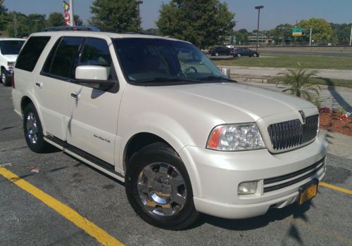 2006 lincoln navigator luxury suv 5.4l completely rebuilt engine 21,000 miles