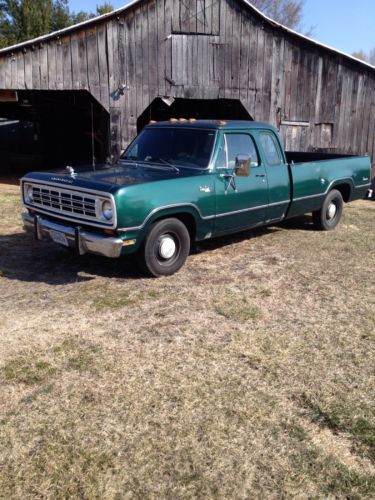 1974 dodge d100 club cab pickup truck