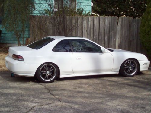 1999 honda prelude type coupe 2-door 2.2l (new engine/clutch 50k &amp; paint job)