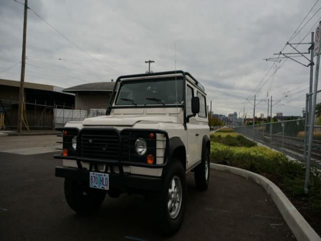 Land rover defender d90