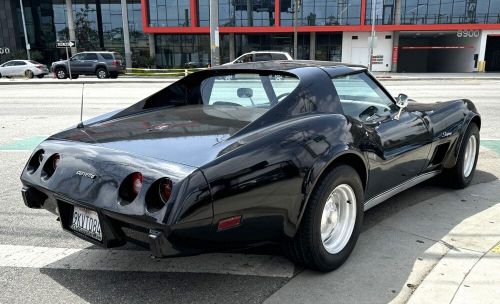 1976 chevrolet corvette