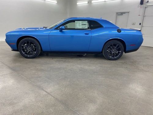 2023 dodge challenger sxt