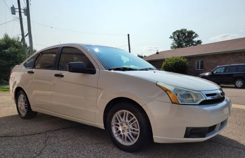 2010 ford focus se