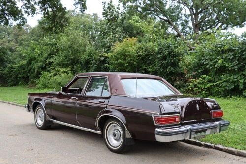 1977 lincoln versailles