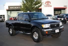 Toyota tacoma 4wd limited edition v6 manual