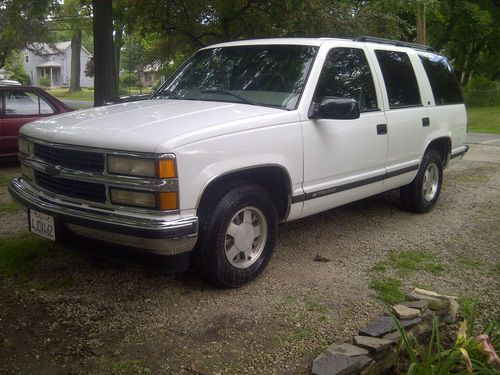 1999 chevrolet tahoe ls sport utility 4-door 5.7l