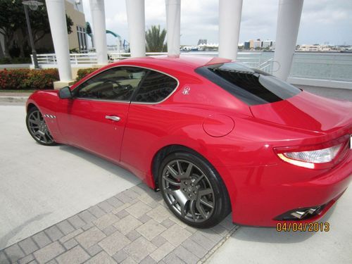 Maserati granturismo red !!!!!!!!!! low miles!!!!!!!!!!!!!!!!