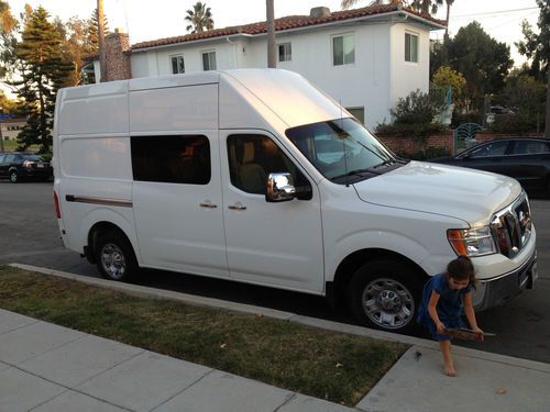 2012 nissan nv2500 s standard cargo van 3-door 4.0l  navigation &amp; back up camera