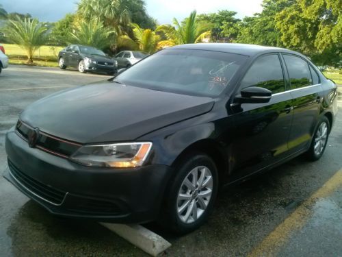 2013 volkswagen jetta sedan 4dr auto se