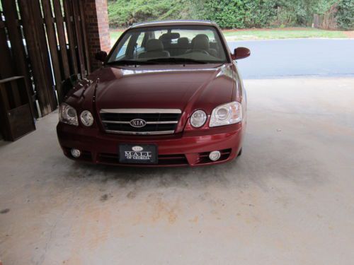 Kia optima le 2005 very low mileage