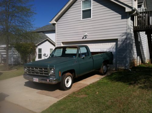 Green squar body chevy fullsize 78c20 v8-305 w/air runs good!!