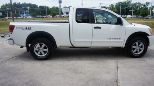 2008 nissan titan pro-4x extended cab pickup 4-door 5.6l