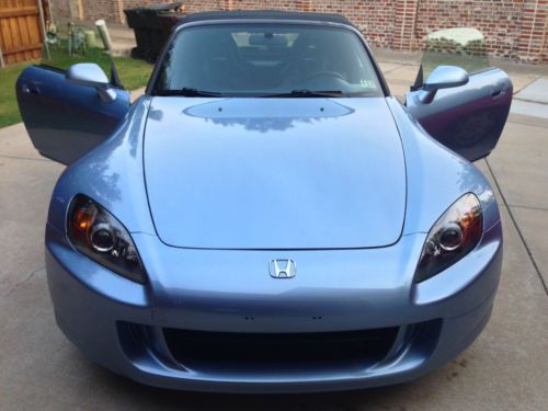 S2000 convertible 2-door very clean suzuka blue metallic with blue interior