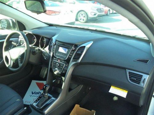 2014 hyundai elantra gt base